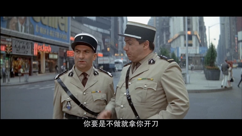 警察在纽约的视频截图4.webp